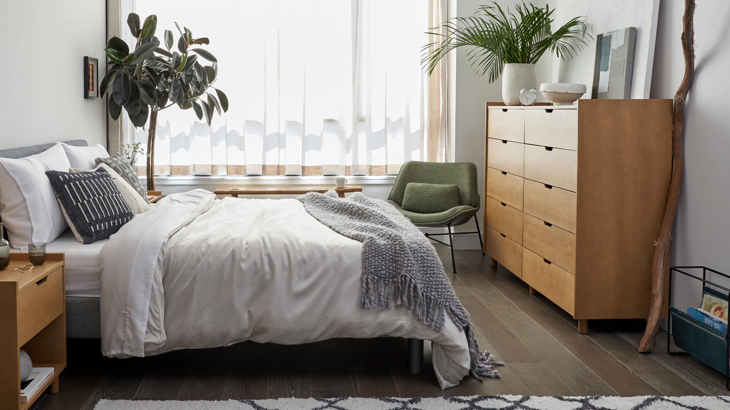 02_Prospect_Dresser_Lifestyle_85552d23-aa2f-4e7c-aee5-dc3c7cabcdc7.jpg