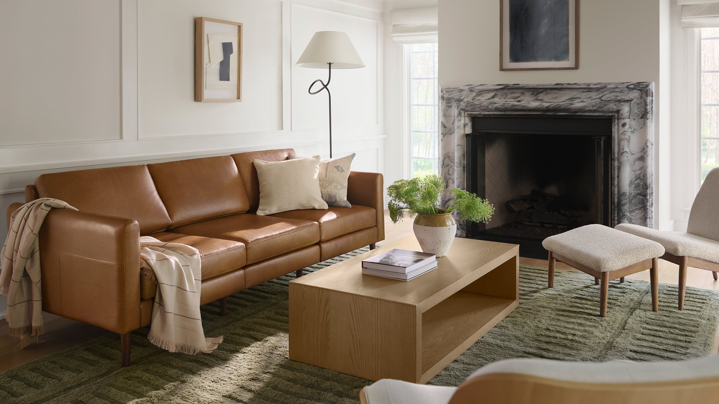 lifestyle-Nomad-Plus-Leather_2_d0ae71a2-3e5f-49bf-80a2-46ec11738d94.jpg